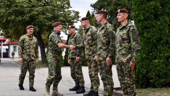 Poseta pančevačkoj kasarni